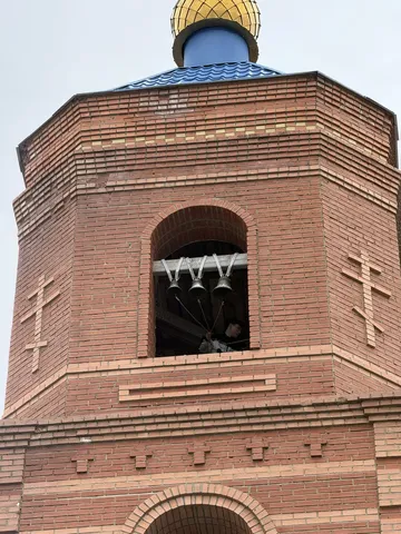 Пасхальная радость в Межборном: детский праздник с колокольным звоном и хот-догами