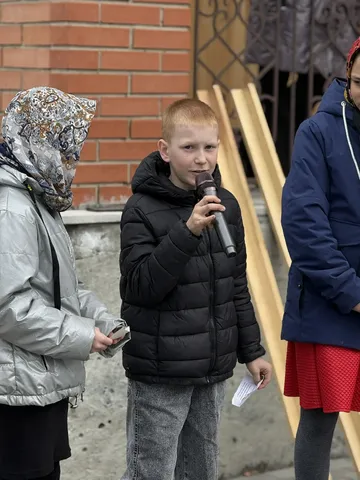 Пасхальная радость в Межборном: детский праздник с колокольным звоном и хот-догами