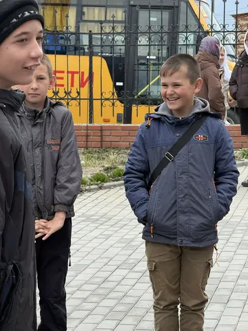 Пасхальная радость в Межборном: детский праздник с колокольным звоном и хот-догами