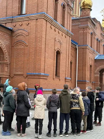 Пасхальная радость в Межборном: детский праздник с колокольным звоном и хот-догами