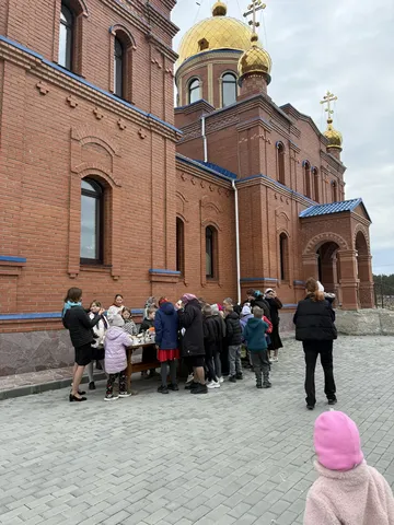Пасхальная радость в Межборном: детский праздник с колокольным звоном и хот-догами