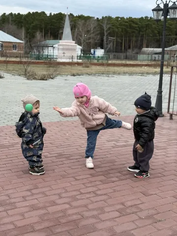Пасхальная радость в Межборном: детский праздник с колокольным звоном и хот-догами