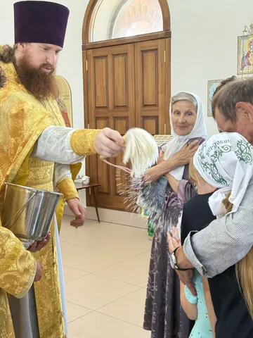 Первая писаная икона храма