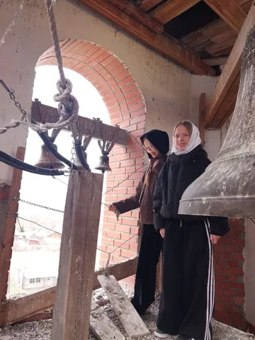 Пасхальная радость в Межборном: детский праздник с колокольным звоном и хот-догами