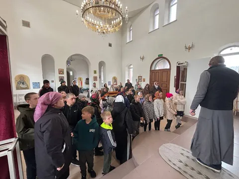 Пасхальная радость в Межборном: детский праздник с колокольным звоном и хот-догами