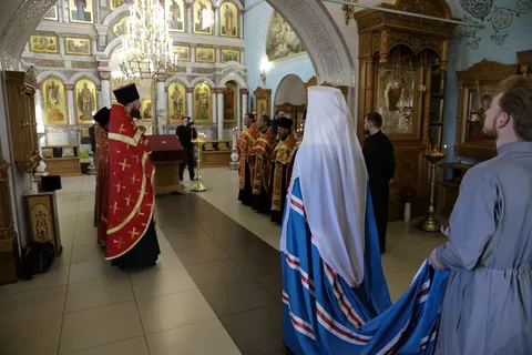 Настоятель храма с. Межборное иерей Ефимий Балин принял участие в церемонии передачи иконы из музея в Богоявленский собор Кургана