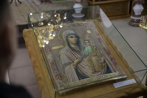 Настоятель храма с. Межборное иерей Ефимий Балин принял участие в церемонии передачи иконы из музея в Богоявленский собор Кургана