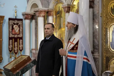 Настоятель храма с. Межборное иерей Ефимий Балин принял участие в церемонии передачи иконы из музея в Богоявленский собор Кургана