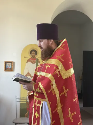 Божественная литургия в праздник иконы Божией Матери «Живоносный источник»