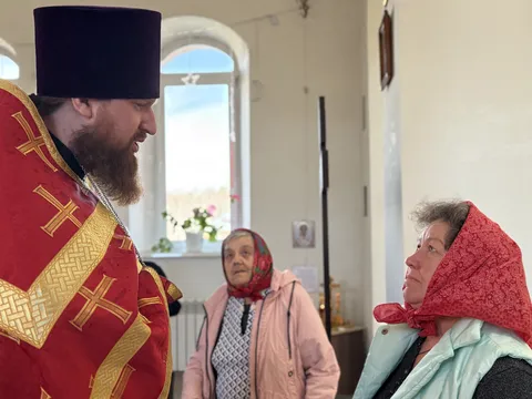 Божественная литургия в праздник иконы Божией Матери «Живоносный источник»