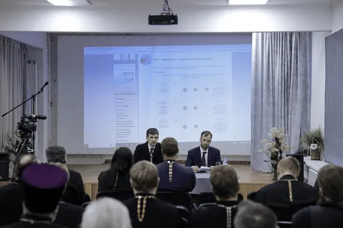 Настоятель храма села Межборное принял участие в презентации кадрового проекта ВРНС «Образование»