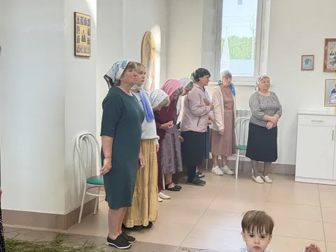 Божественная Литургия в День Святой Троицы