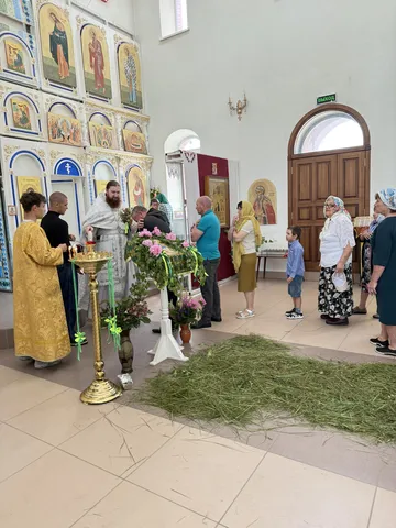 Божественная Литургия в День Святой Троицы