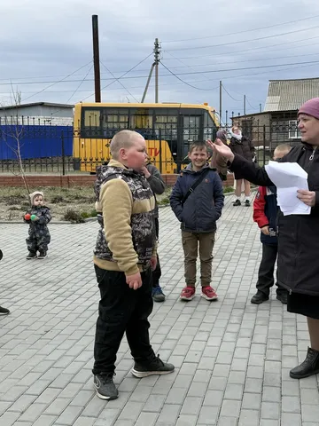 Пасхальная радость в Межборном: детский праздник с колокольным звоном и хот-догами