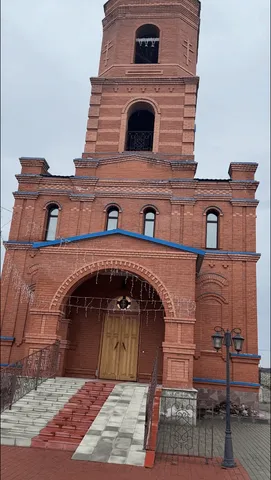 Радоница в храме святого праведного Иоанна Кронштадтского