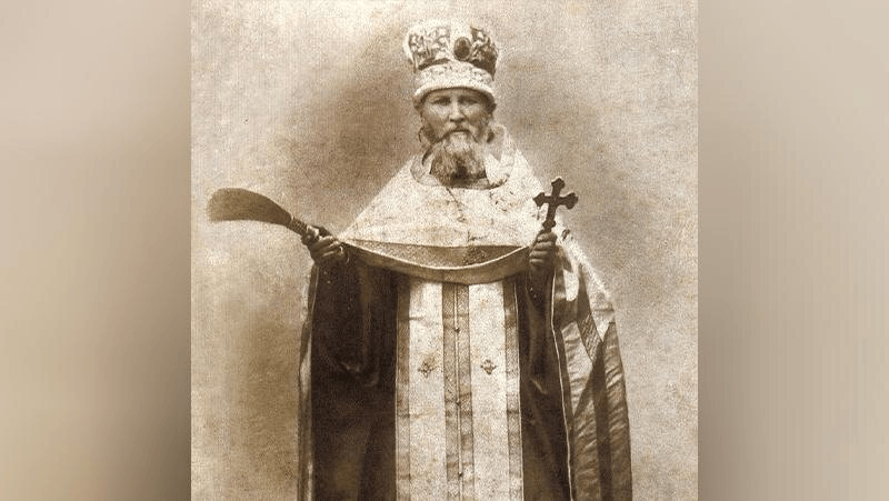 Иоанн Кронштадтский служит